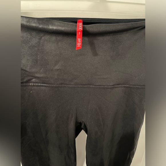 SPANX Faux Leather Leggings, women’s size XL - Picture 6 of 6